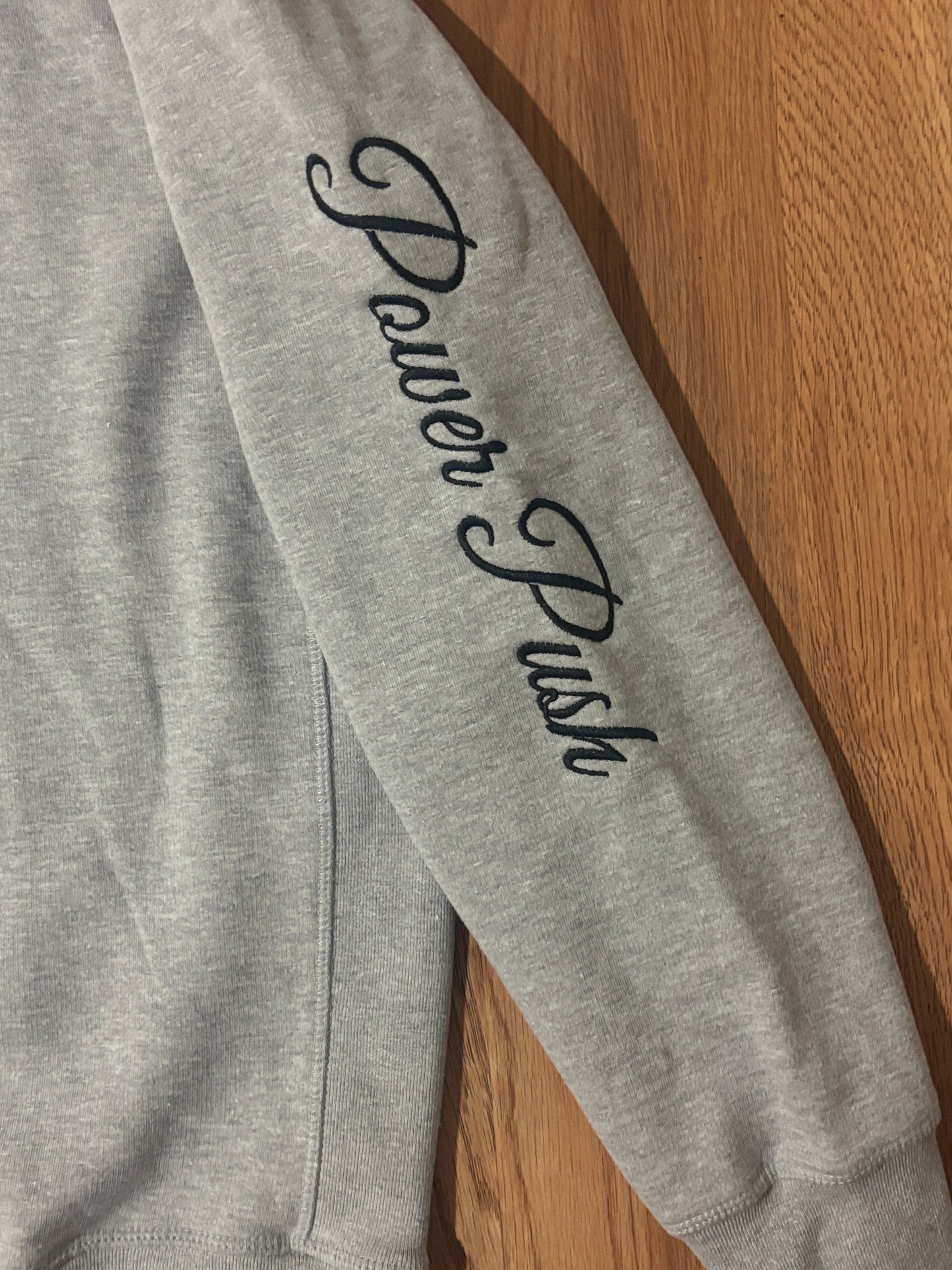 Power Push Premium
Heavyweight Organic Cotton Crewneck -Luxury Streetwear
Sweatshirt (Grey)